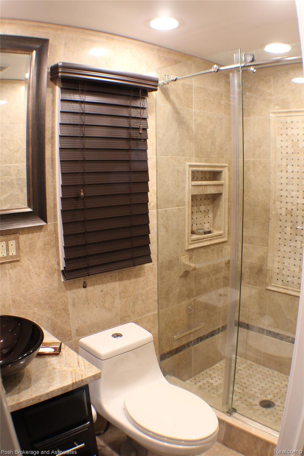 27220 Harvard Road Southfield, MI 48076 - Photo 28 of 72 Master bathroom complete.jpeg
