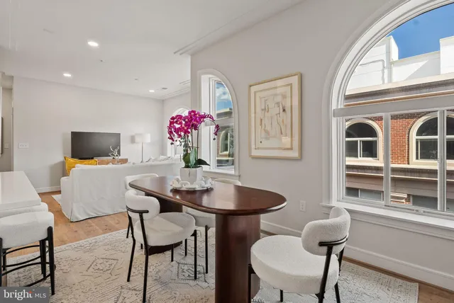 $639,000 | 625 Slaters Lane, Unit 401, Alexandria, VA 22314