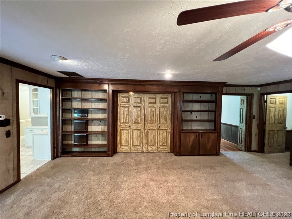 1997 Jenkins Road Fairmont, NC 28340 - Photo 16 of 47 a big room with closet and windows