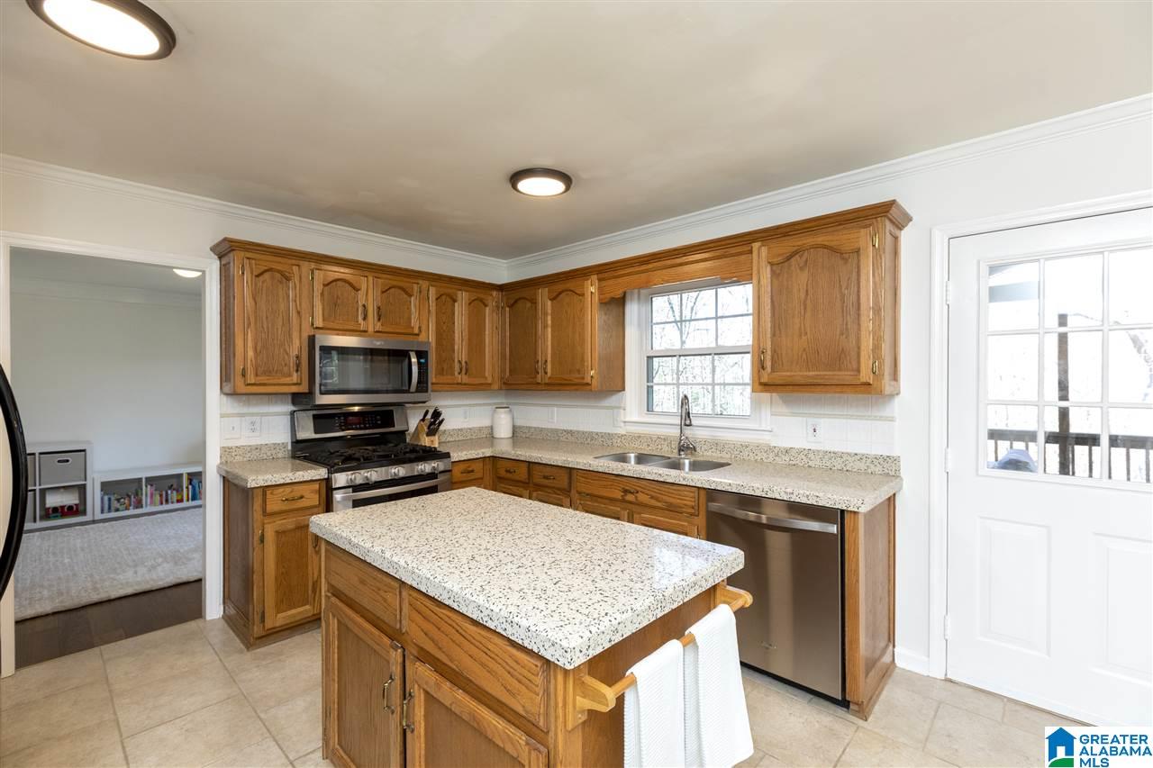 1436 Eden Ridge Drive Birmingham, AL 35244 - Photo 11 of 48