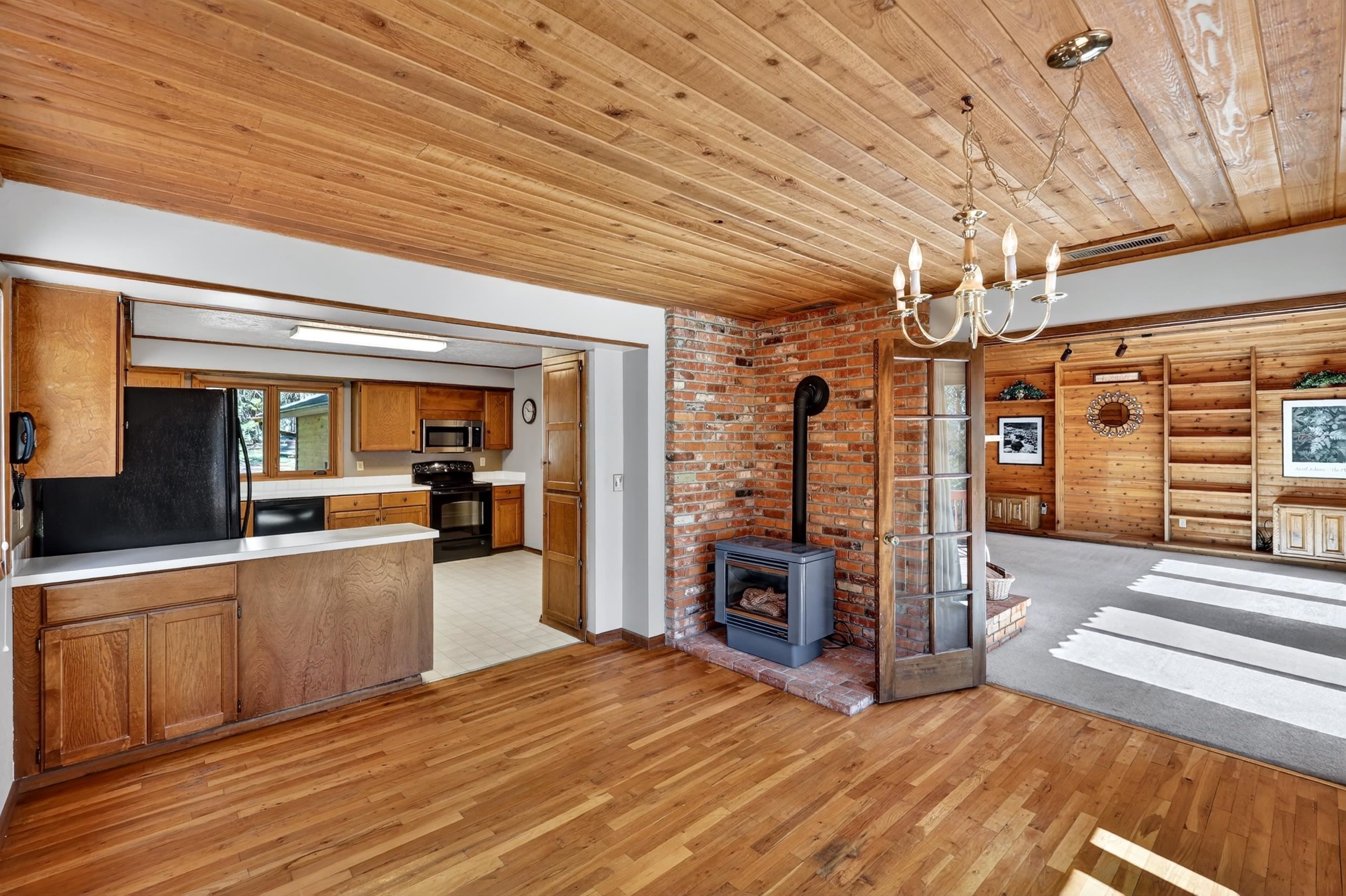 22910 North Perry Road Colbert, WA 99005 - Photo 12 of 49 Gallery Image 12