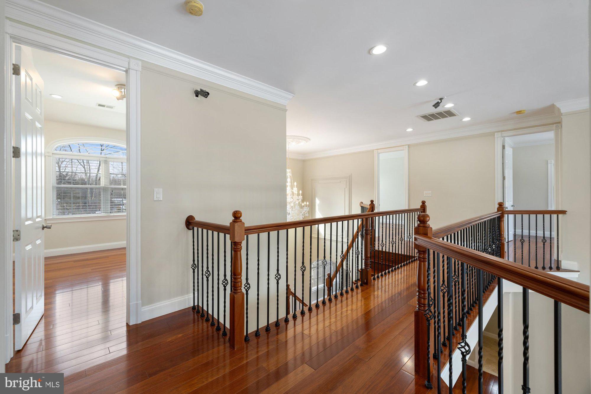 10102 Vale Road Vienna, VA 22181 - Photo 67 of 110