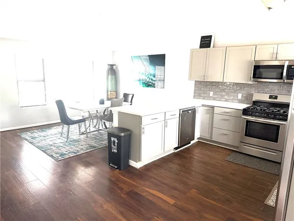 $1,800 | 5285 Mainstreet Park Drive, Stone Mountain, GA 30088