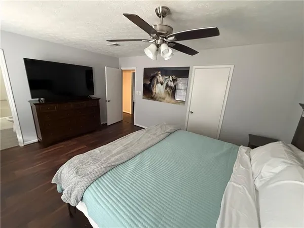 $1,800 | 5285 Mainstreet Park Drive, Stone Mountain, GA 30088