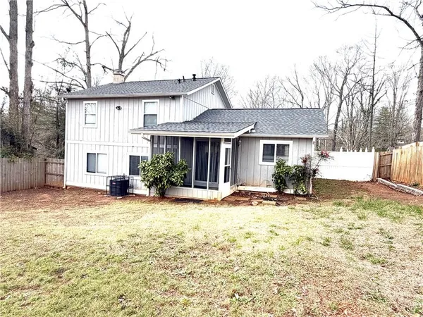 $1,800 | 5285 Mainstreet Park Drive, Stone Mountain, GA 30088