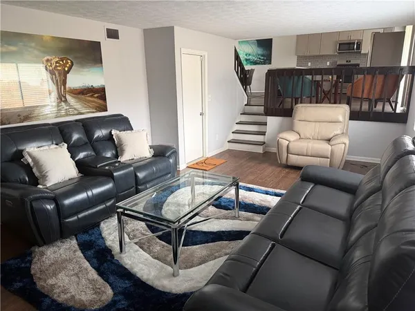 $1,800 | 5285 Mainstreet Park Drive, Stone Mountain, GA 30088
