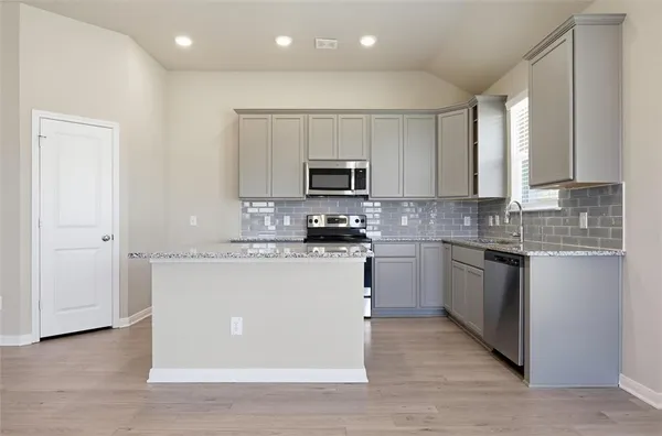 $294,500 | 11513 Ullrich Court, Lorena, TX 76655