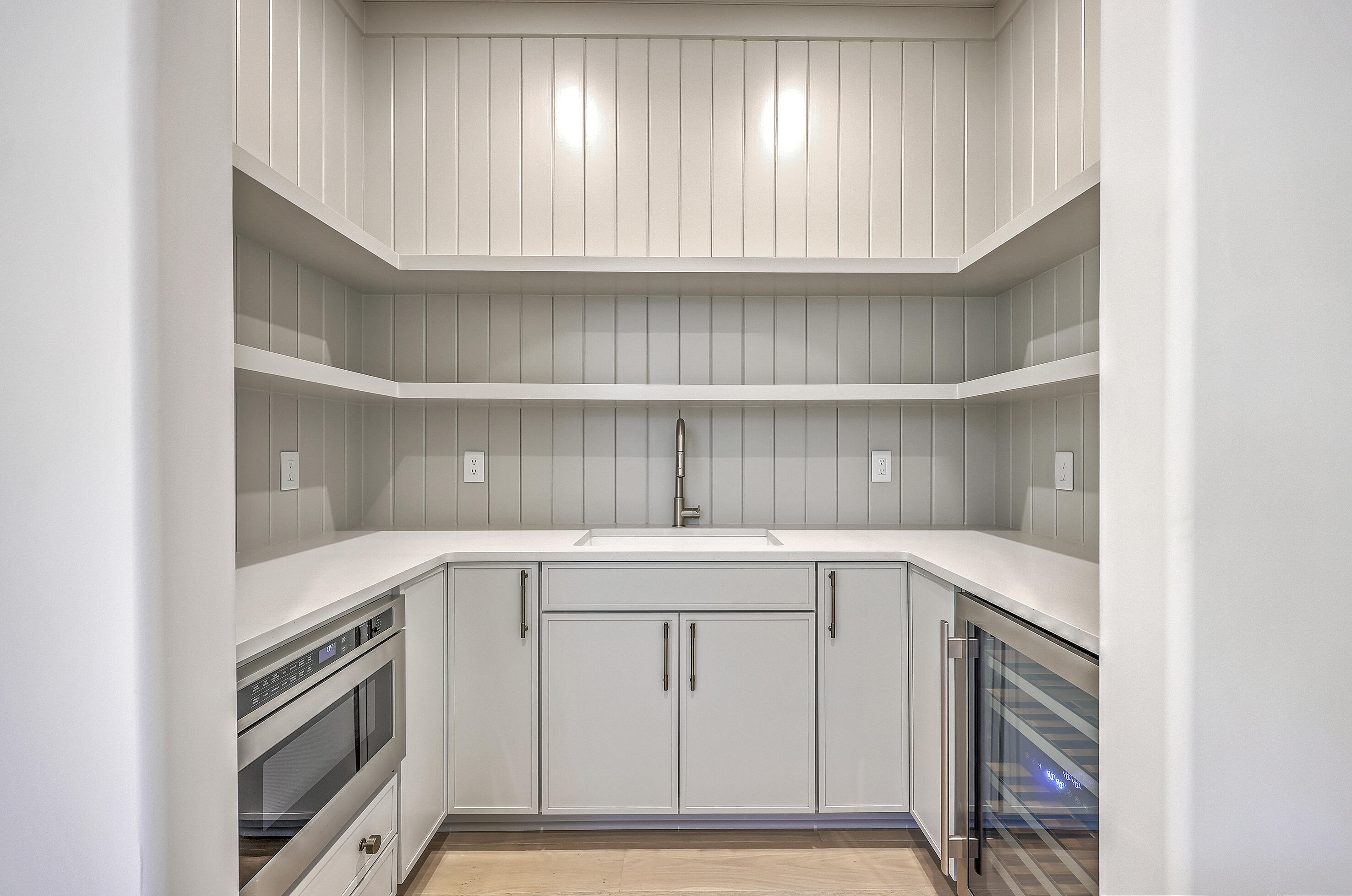 755 Adluh Street Mount Pleasant, SC 29464 - Photo 13 of 64 Butler Kitchen