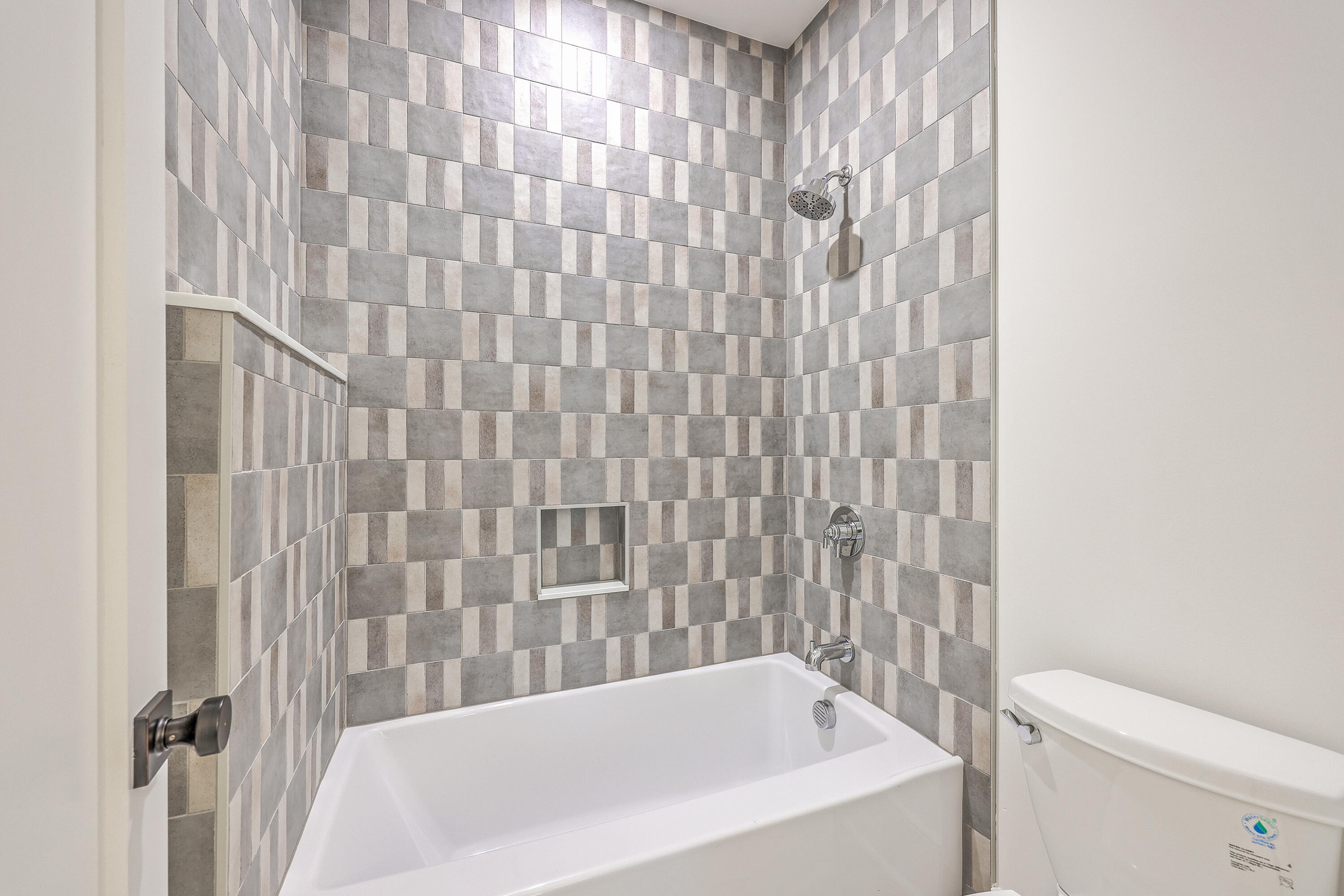 755 Adluh Street Mount Pleasant, SC 29464 - Photo 25 of 64 Kids Shower