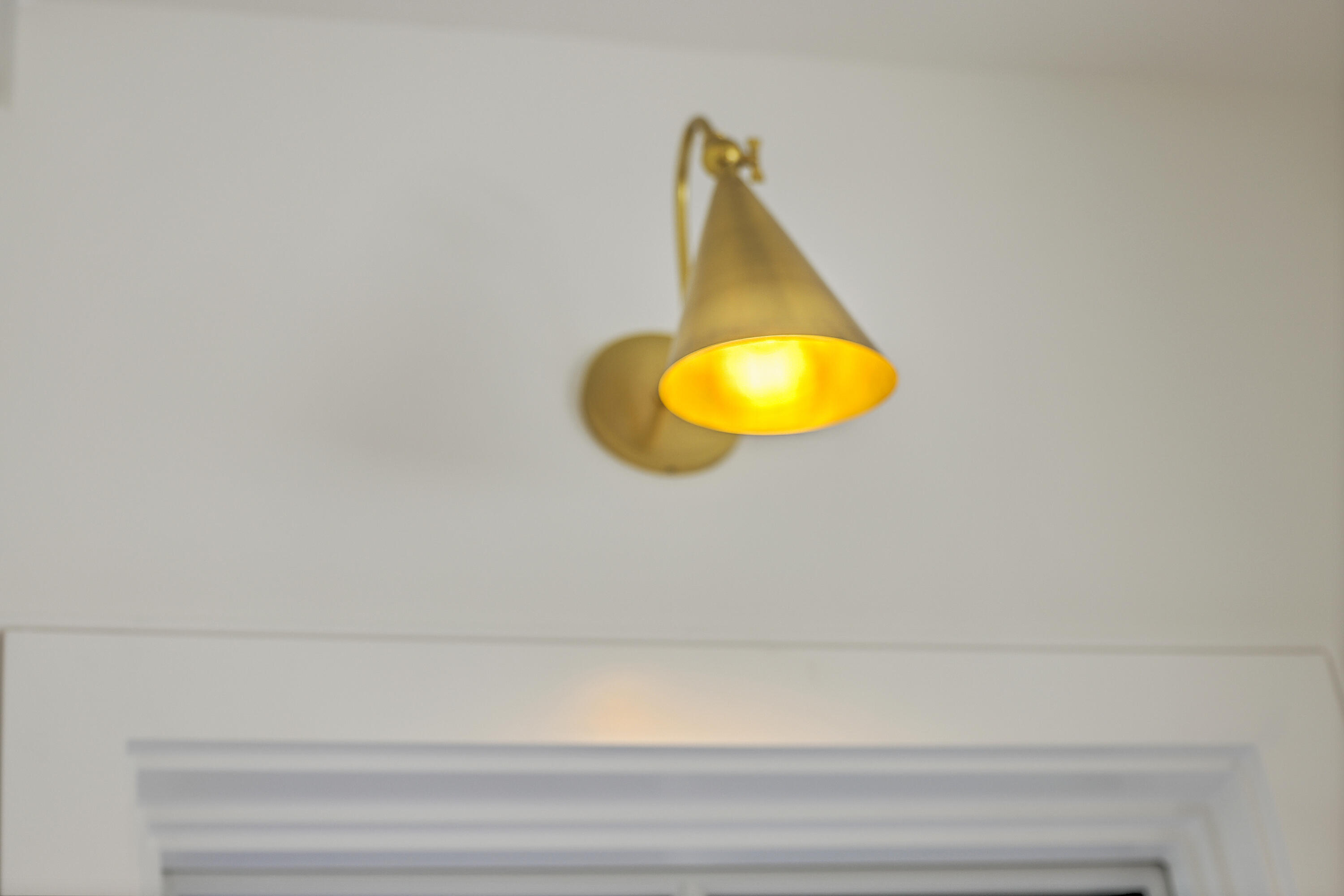 755 Adluh Street Mount Pleasant, SC 29464 - Photo 27 of 64 Kitchen sconce