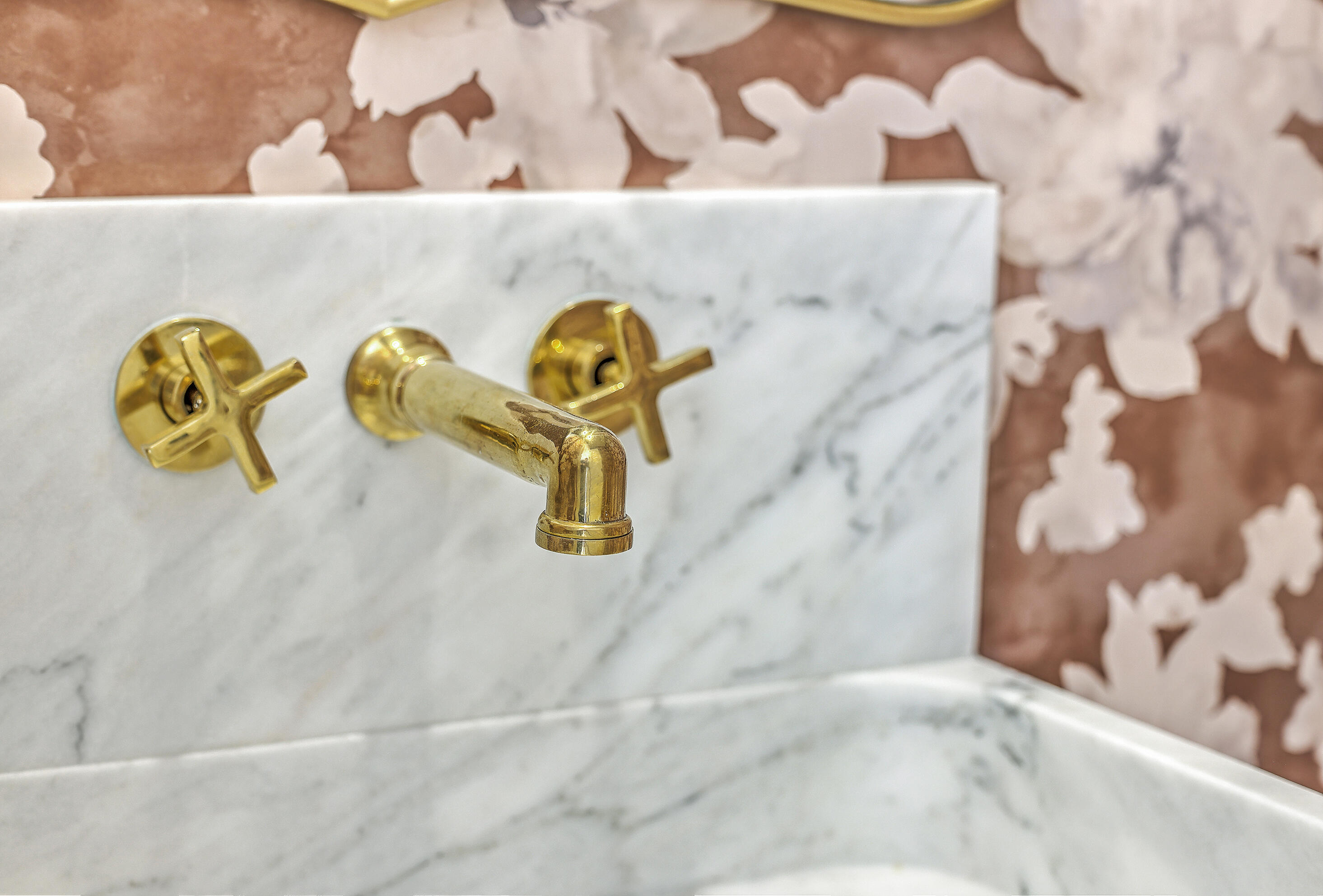 755 Adluh Street Mount Pleasant, SC 29464 - Photo 38 of 64 Powder Faucet