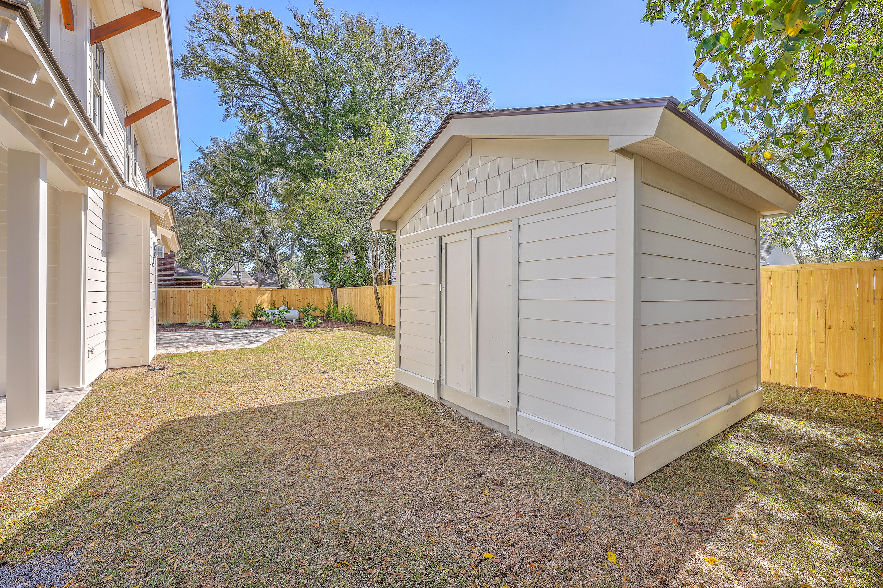 755 Adluh Street Mount Pleasant, SC 29464 - Photo 40 of 64 Shed