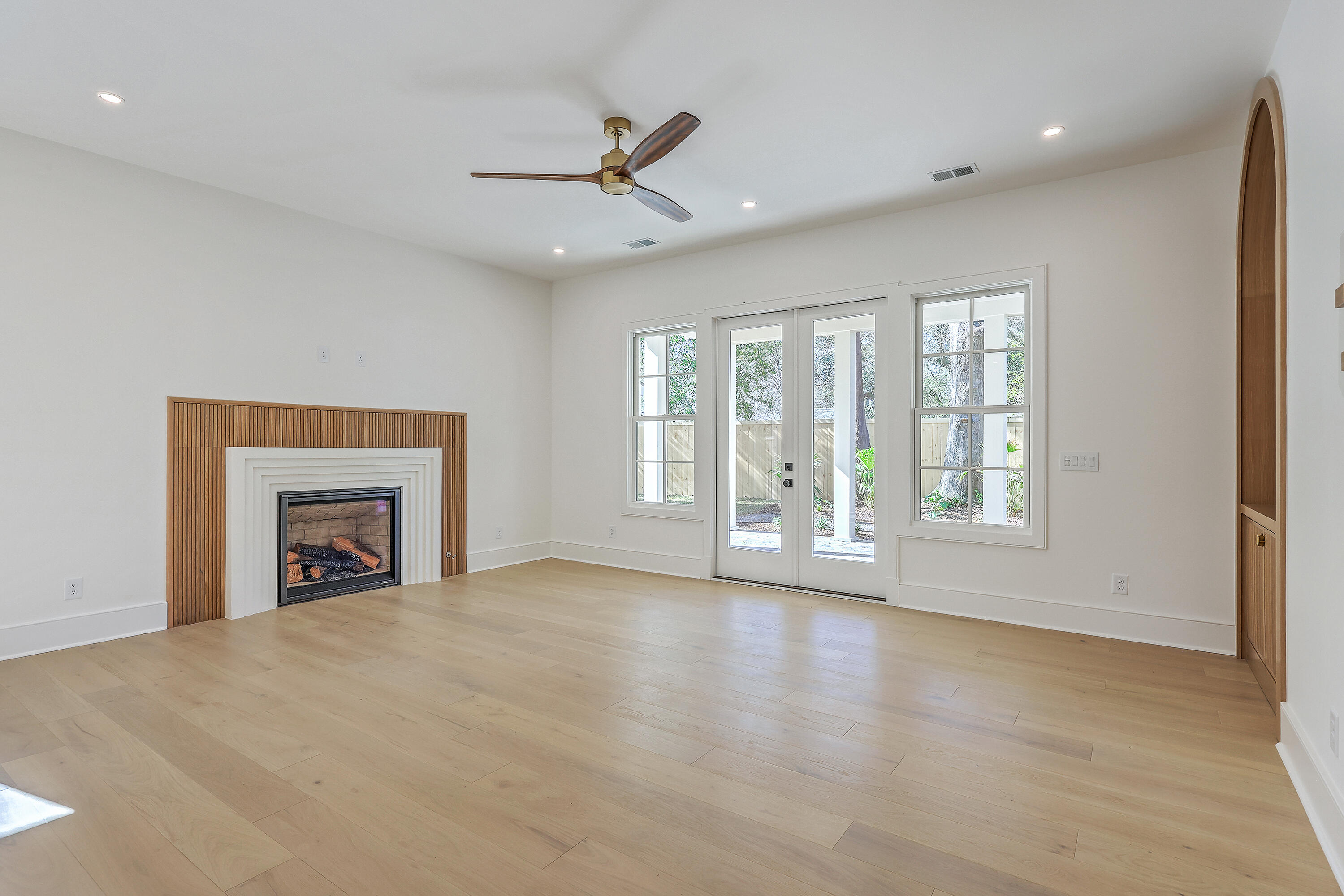 755 Adluh Street Mount Pleasant, SC 29464 - Photo 4 of 64 Living room 2