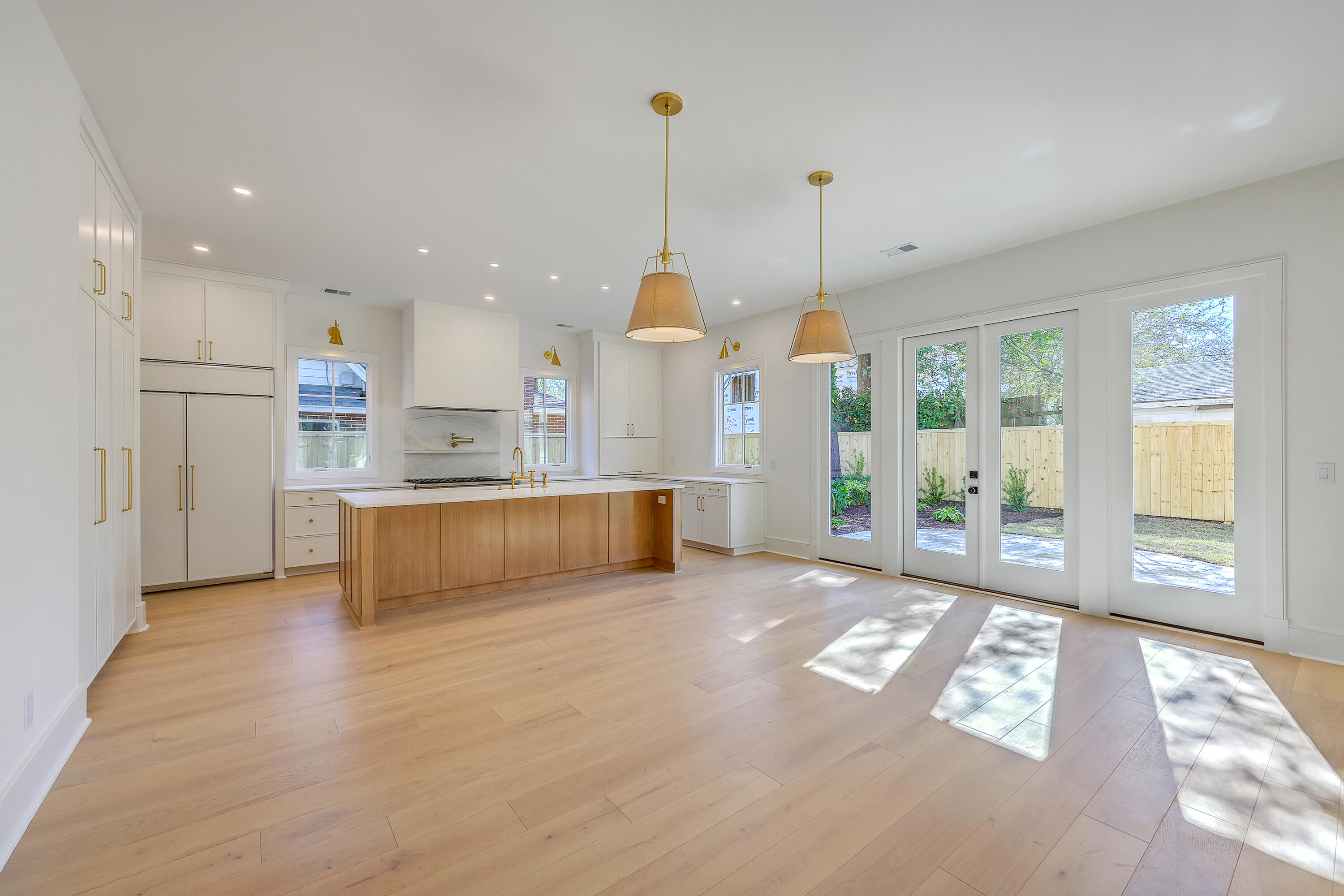 755 Adluh Street Mount Pleasant, SC 29464 - Photo 41 of 64 Dining room kitchen