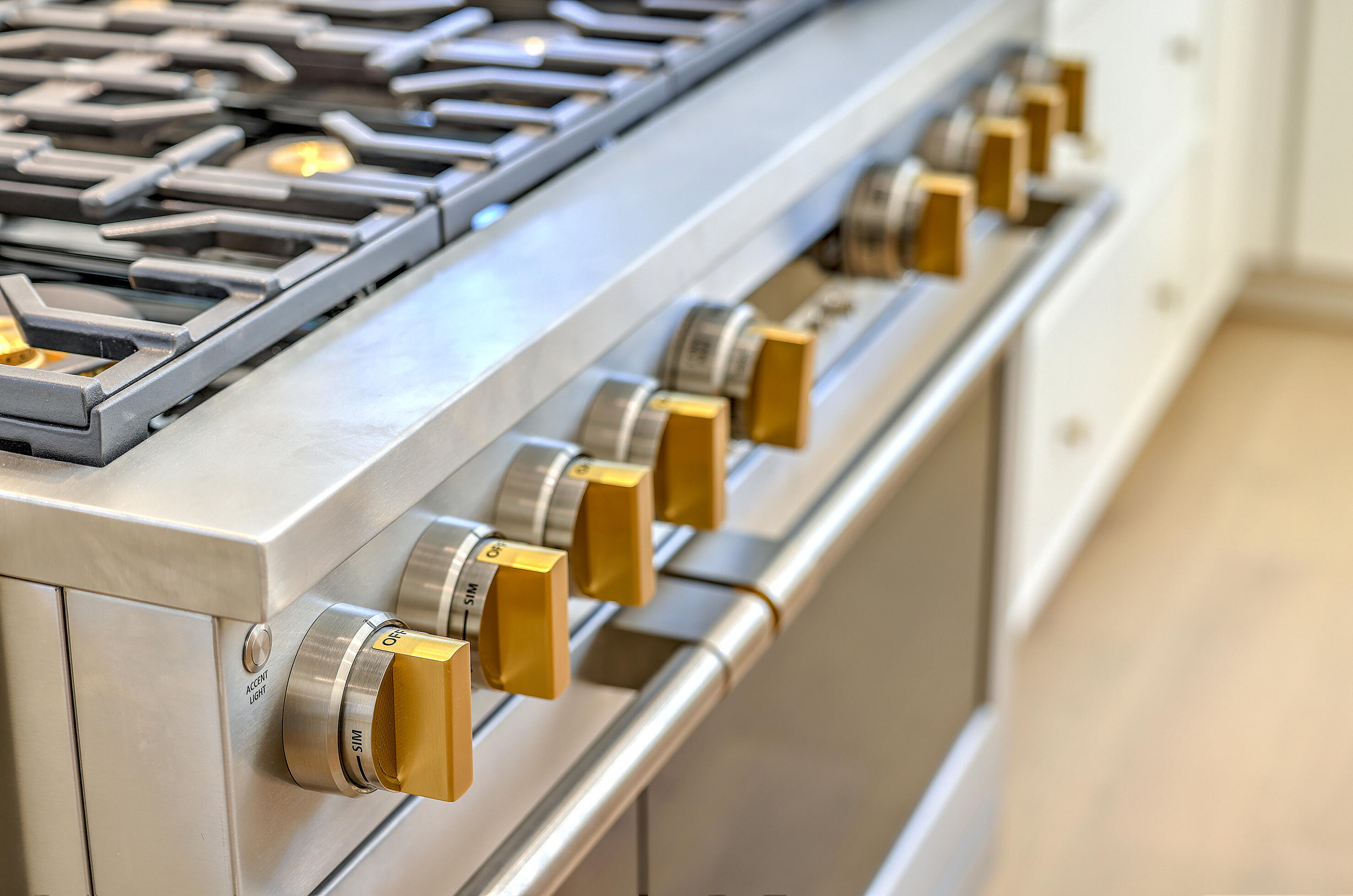 755 Adluh Street Mount Pleasant, SC 29464 - Photo 8 of 64 Range Knobs