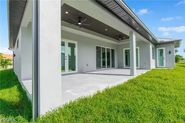 $3,000 | 512 Northwest 35th Place, Cape Coral, FL 33993