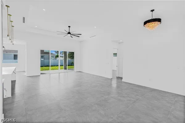 $3,000 | 512 Northwest 35th Place, Cape Coral, FL 33993