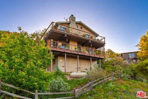 $1,900,000 | Undisclosed Address, Topanga, CA 90290