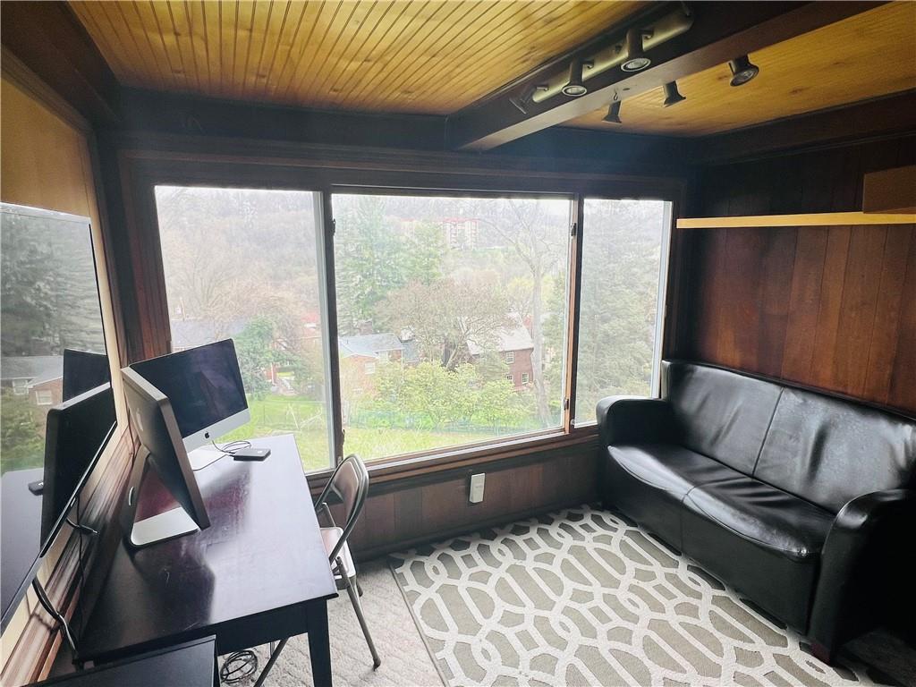 153 Fairfax Road Pittsburgh, PA 15221 - Photo 20 of 32 Gallery Image 20