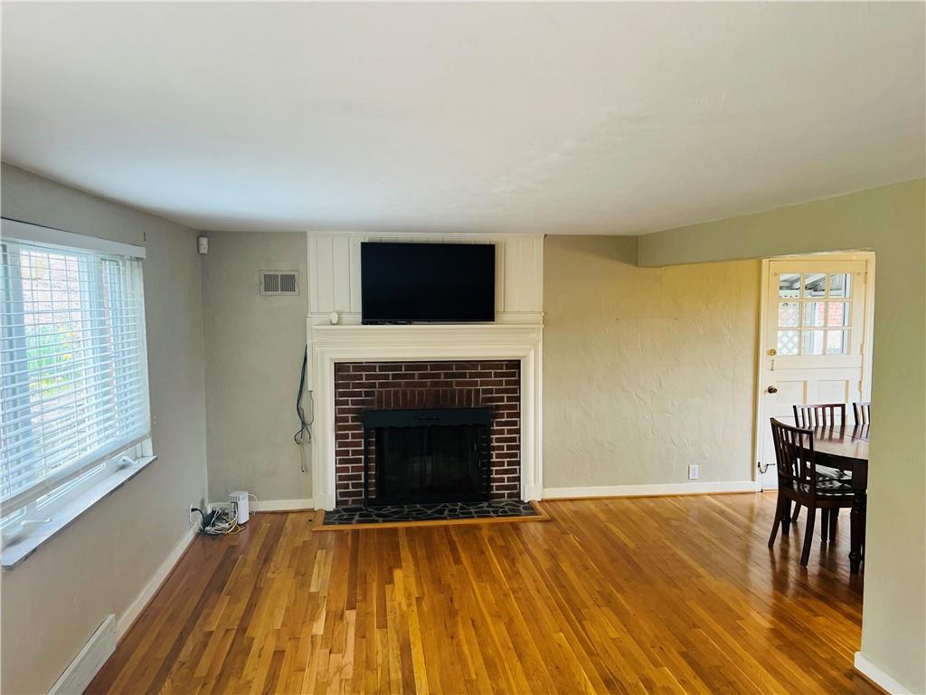 153 Fairfax Road Pittsburgh, PA 15221 - Photo 6 of 32 Gallery Image 6