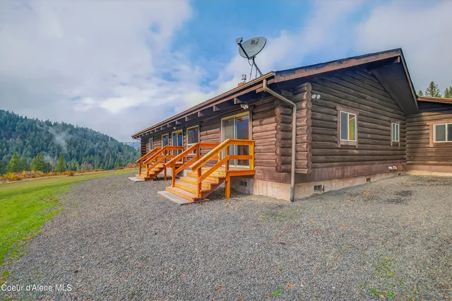 $660,000 | 1383 Cedar Ridge Road, Kendrick, ID 83537