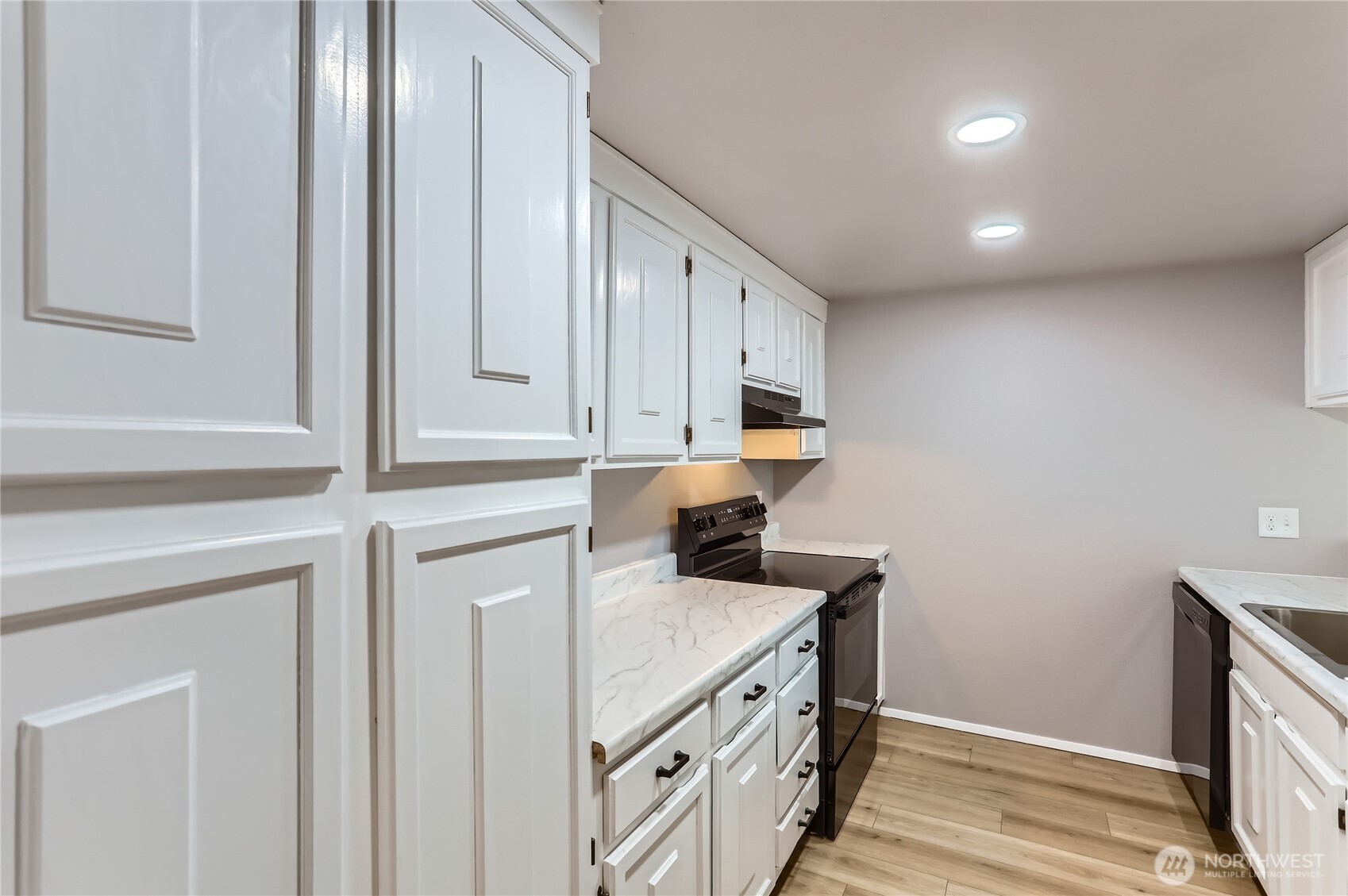 7435 Old Redmond Road, Unit 325 Redmond, WA 98052 - Photo 12 of 20