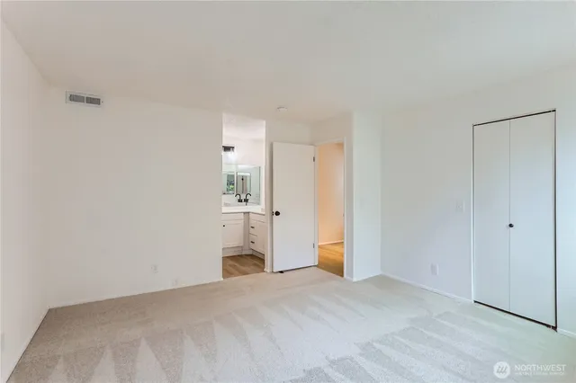 $375,000 | 7435 Old Redmond Road, Unit 325, Redmond, WA 98052