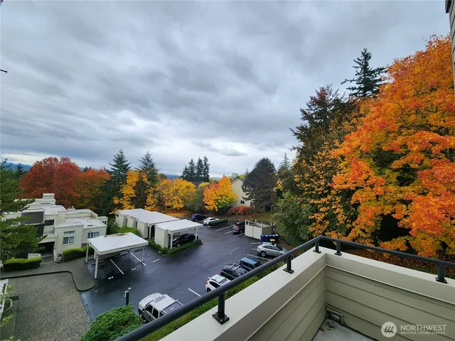 $375,000 | 7435 Old Redmond Road, Unit 325, Redmond, WA 98052