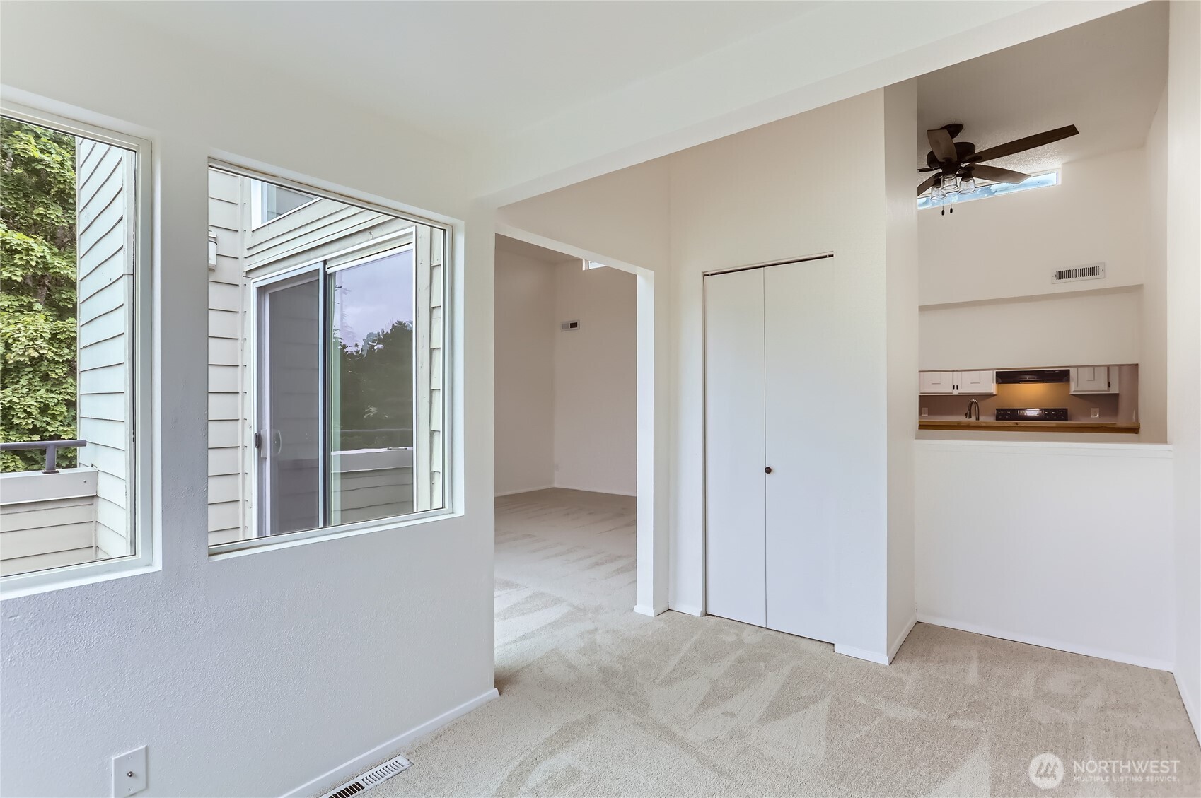 7435 Old Redmond Road, Unit 325 Redmond, WA 98052 - Photo 9 of 20