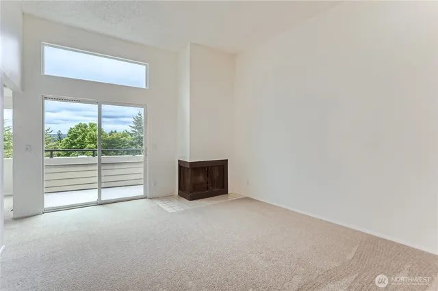 $375,000 | 7435 Old Redmond Road, Unit 325, Redmond, WA 98052