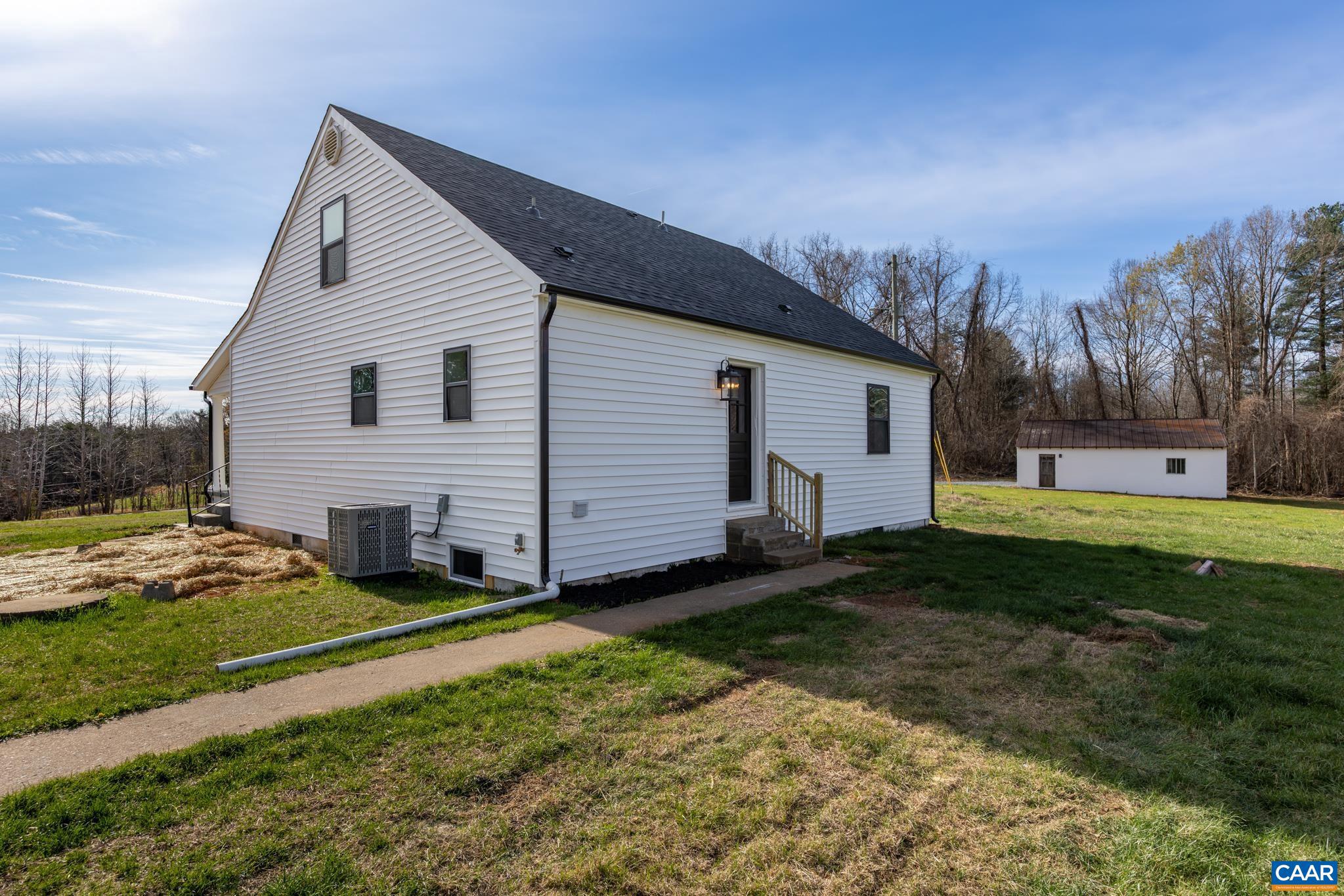 2733 Cedar Lane Road Kents Store, VA 23084 - Photo 12 of 43