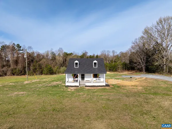 $485,000 | 2733 Cedar Lane Road, Kents Store, VA 23084