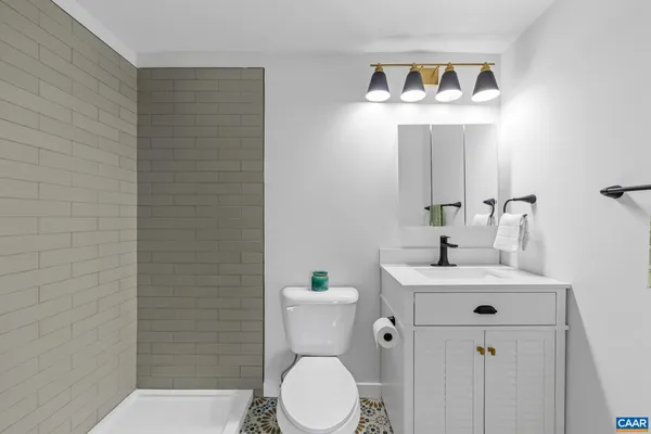 $485,000 | 2733 Cedar Lane Road, Kents Store, VA 23084