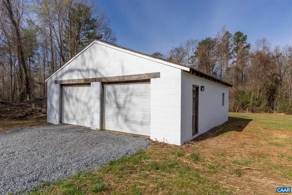 $485,000 | 2733 Cedar Lane Road, Kents Store, VA 23084