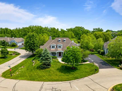 $1,200,000 | 1835 Hickory Hill, Geneva, WI 53147