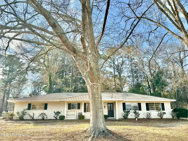 $249,900 | 1002 Mark Drive, Mendenhall, MS 39114
