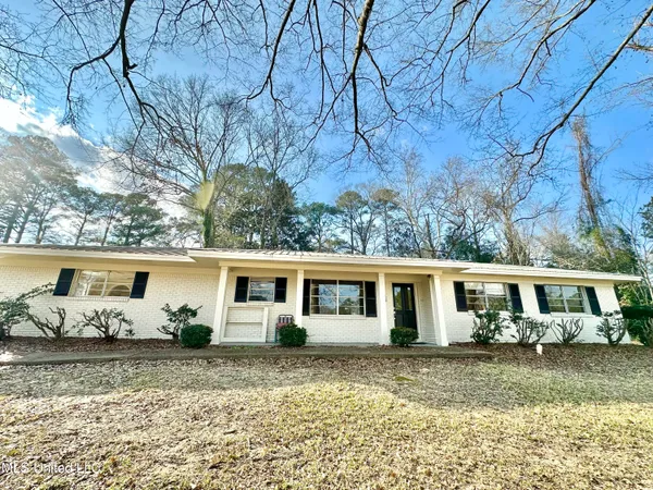 $249,900 | 1002 Mark Drive, Mendenhall, MS 39114