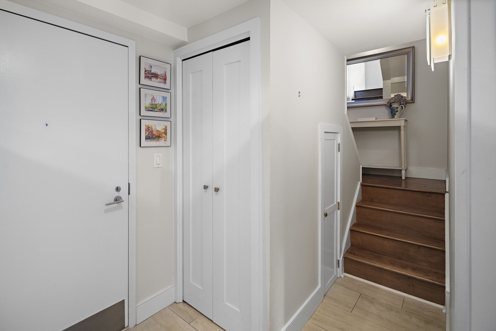 42 8th Street, Unit 5514 Boston, MA 02129 - Photo 24 of 38 a view of an entryway with hallway