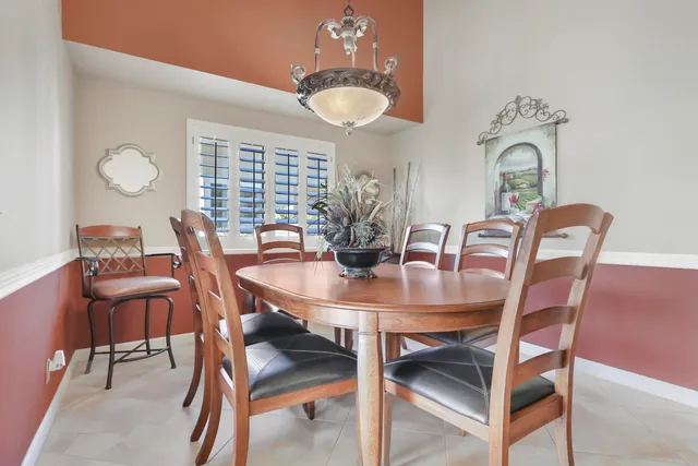 $575,000 | 241 Bouquet Canyon Drive, Palm Desert, CA 92211