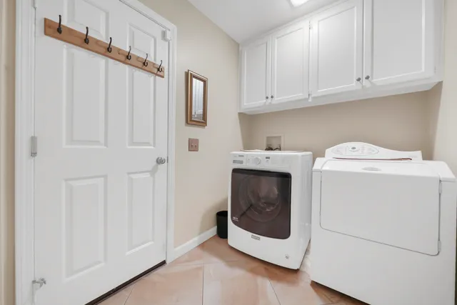 $575,000 | 241 Bouquet Canyon Drive, Palm Desert, CA 92211