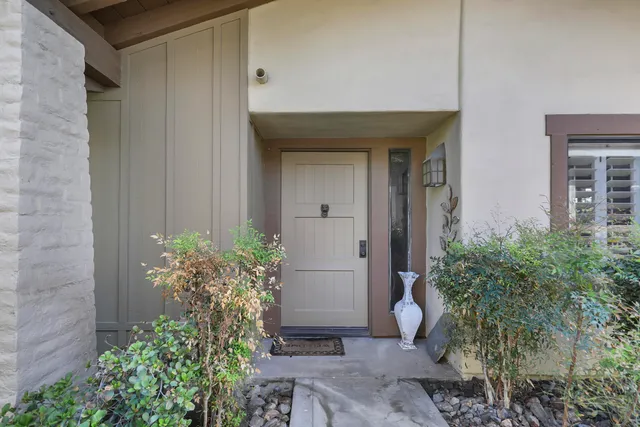 $575,000 | 241 Bouquet Canyon Drive, Palm Desert, CA 92211