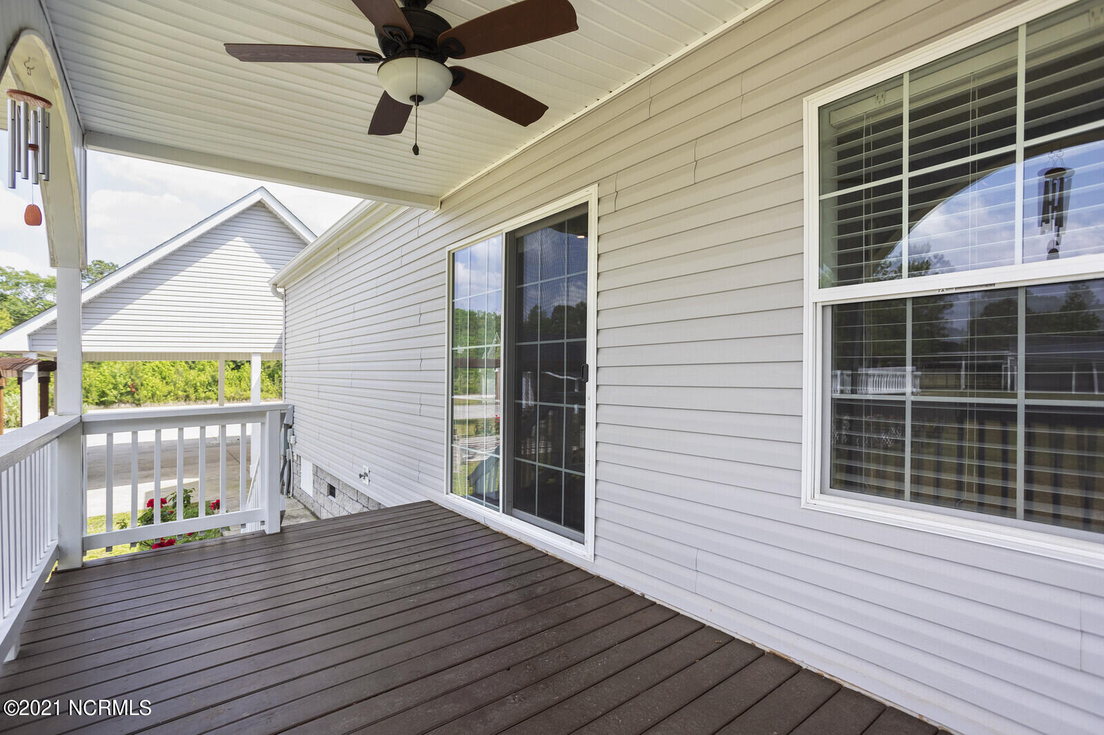 421 Jackson Store Road Beulaville, NC 28518 - Photo 43 of 99 Back Porch