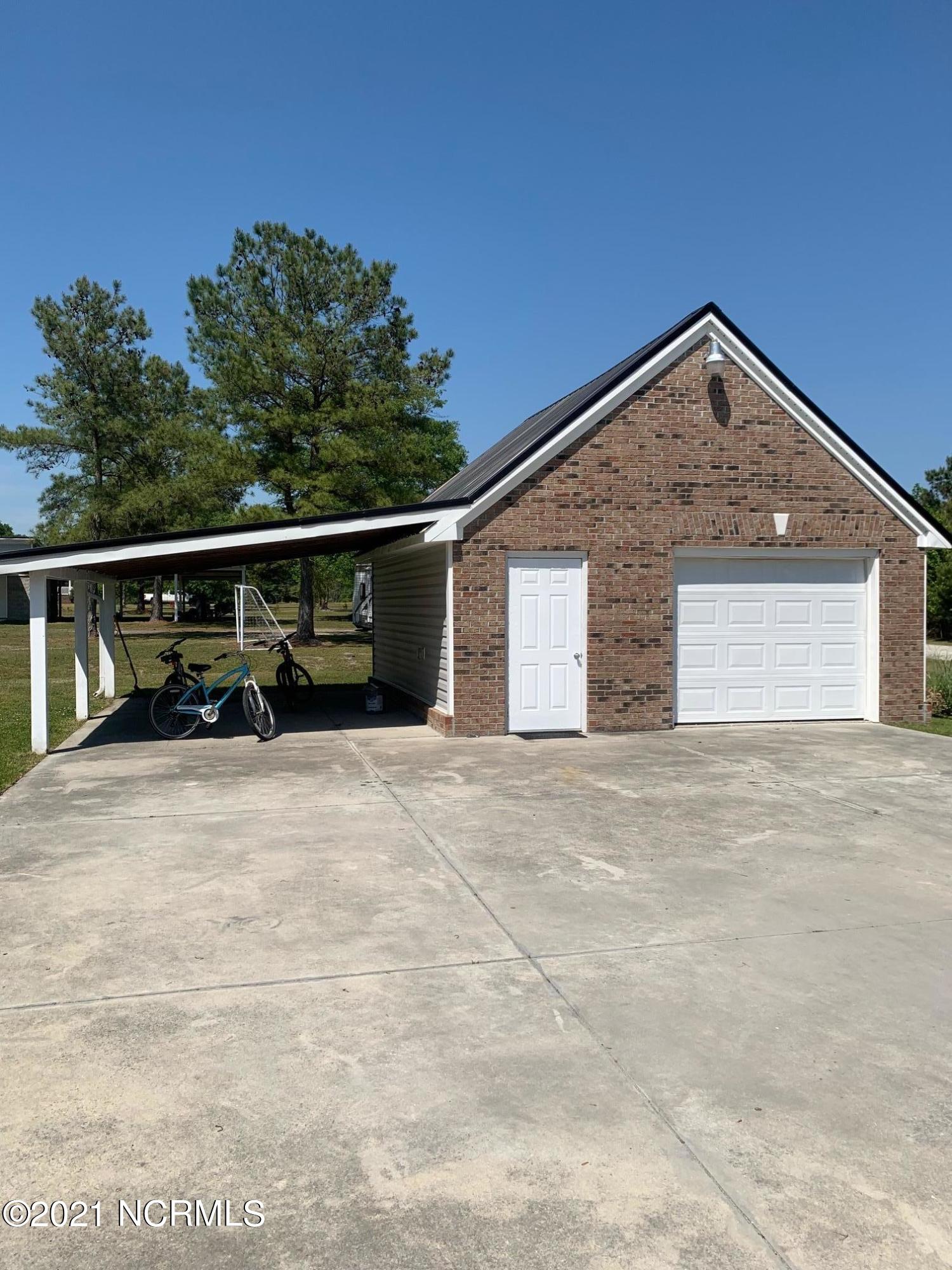 421 Jackson Store Road Beulaville, NC 28518 - Photo 57 of 99 Detached Garage and Lean-to