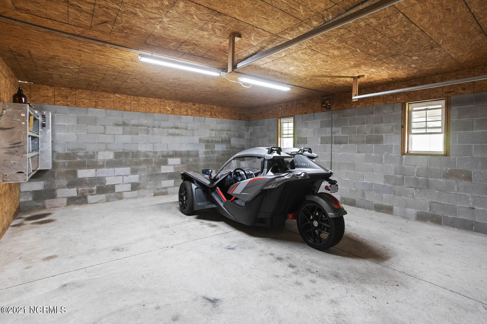 421 Jackson Store Road Beulaville, NC 28518 - Photo 65 of 99 Garage Interior