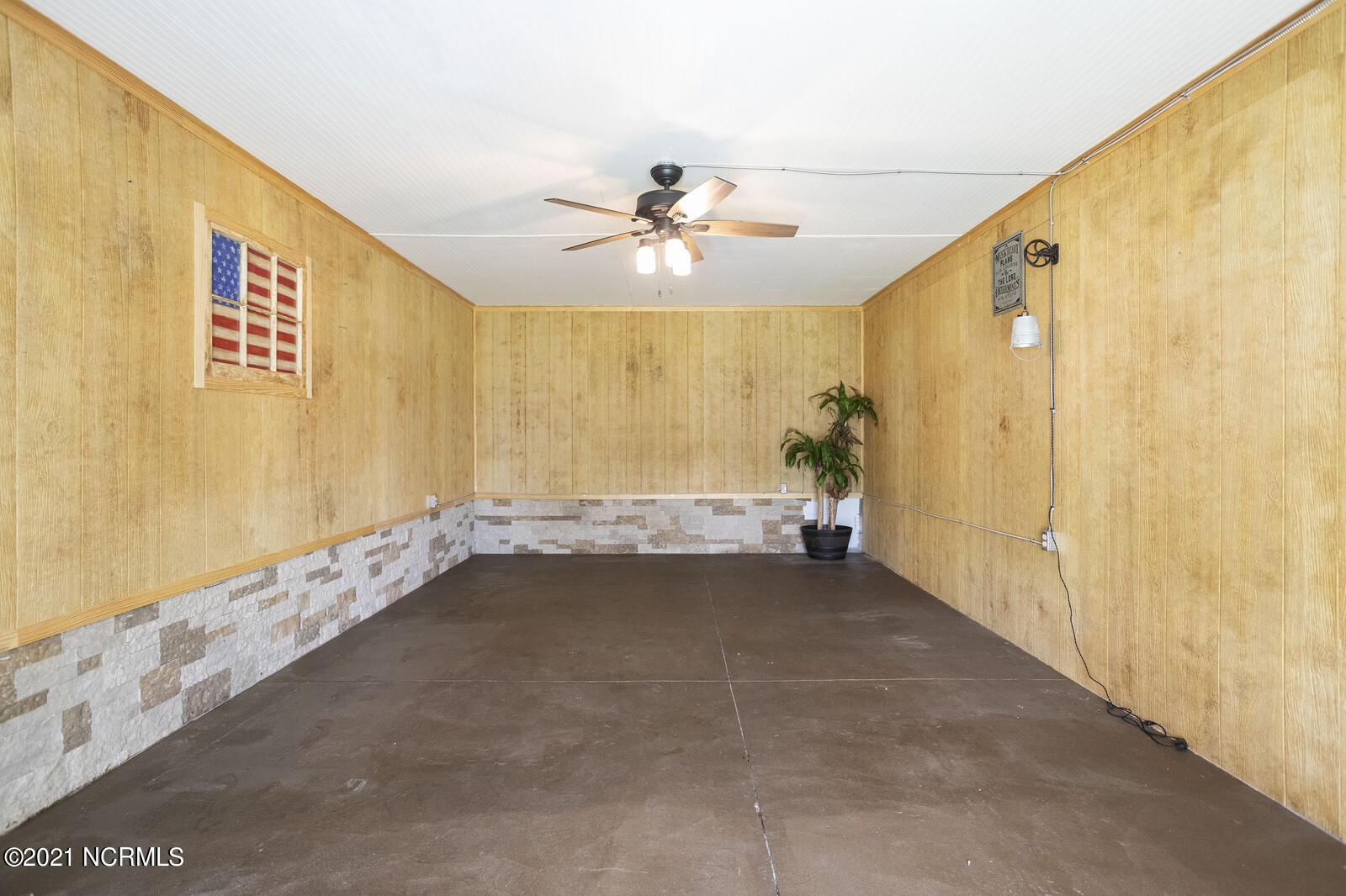 421 Jackson Store Road Beulaville, NC 28518 - Photo 67 of 99 Extra Room for Man-Cave or Office or Gatherings