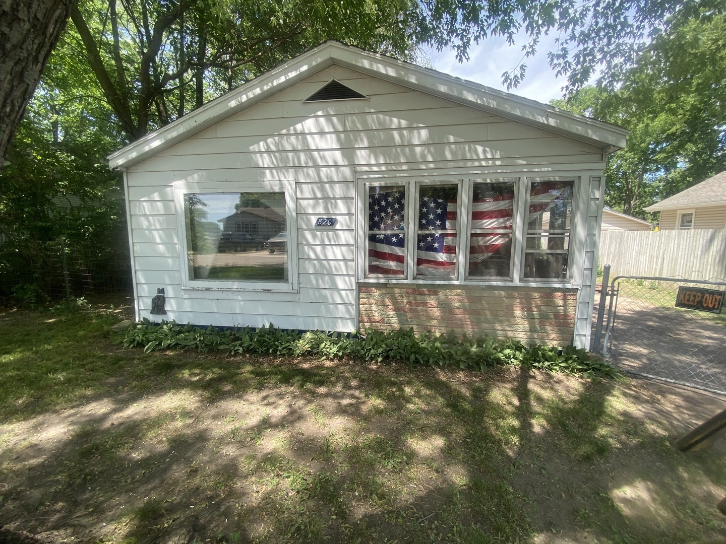 820 Taft Road Rockford, IL 61109 - Photo 1 of 7 Gallery Image 1
