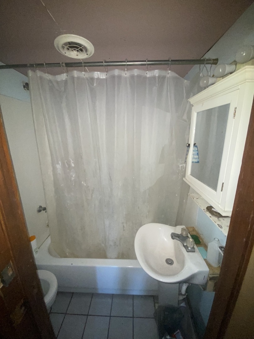 820 Taft Road Rockford, IL 61109 - Photo 4 of 7 Gallery Image 4