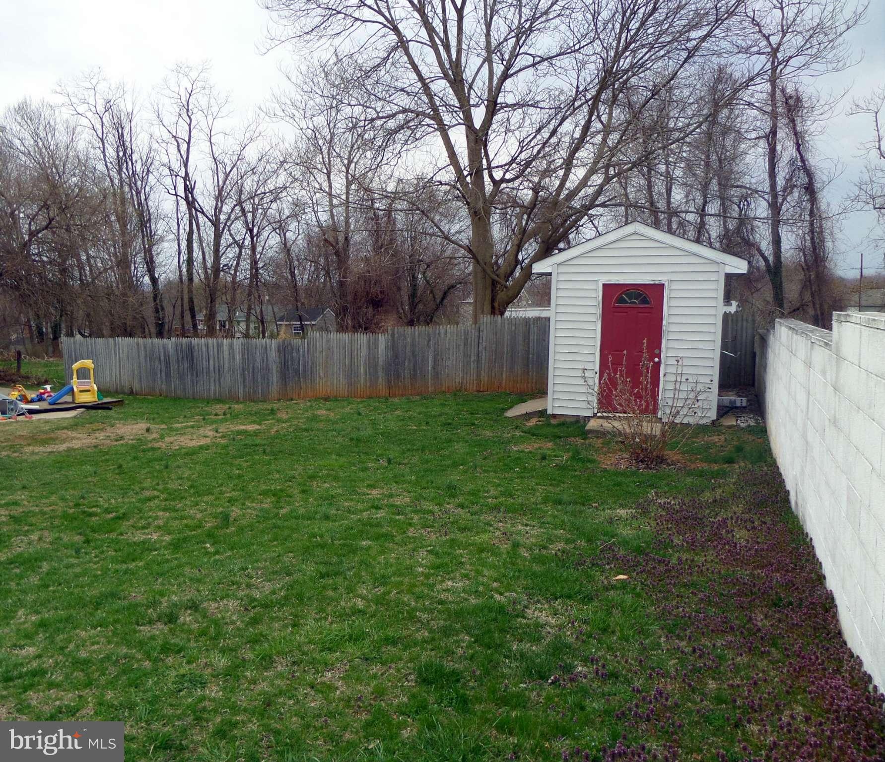 5726 Hildebrand Road Frederick, MD 21704 - Photo 4 of 15 Storage Shed