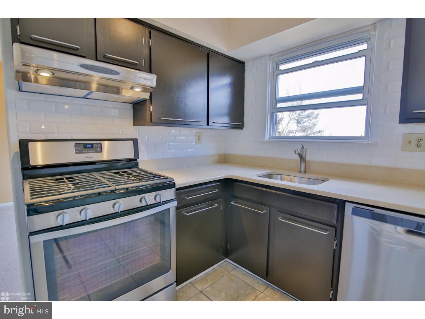267 Twining Road Lansdale, PA 19446 - Photo 12 of 25 Gallery Image 12