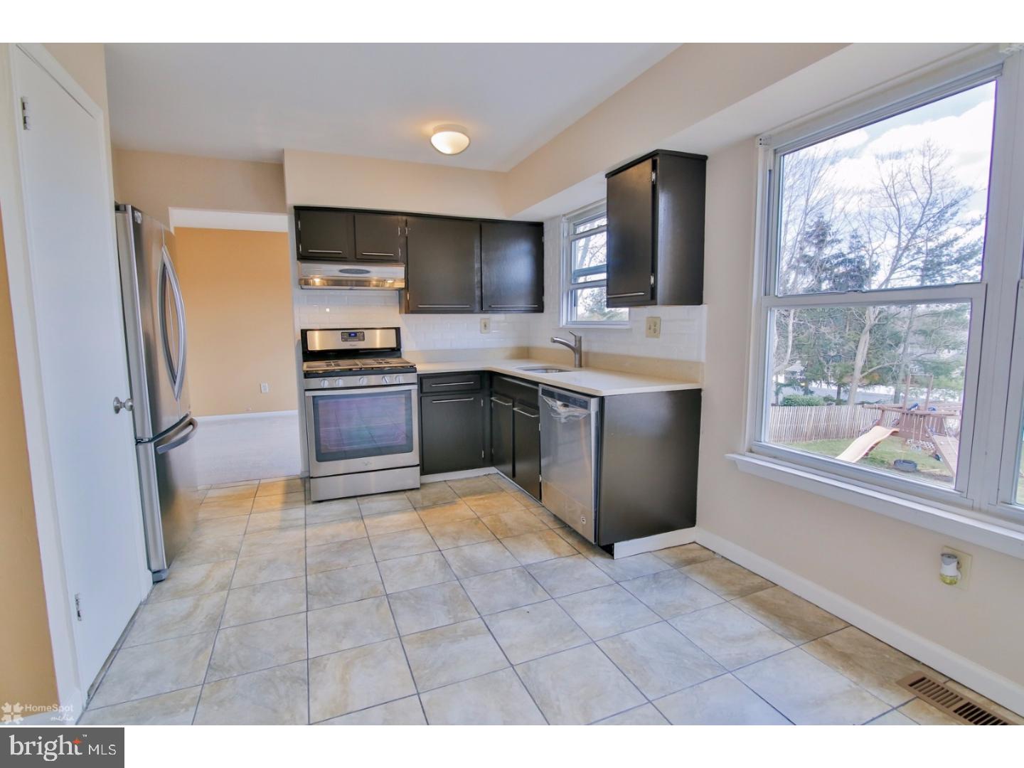 267 Twining Road Lansdale, PA 19446 - Photo 13 of 25 Gallery Image 13